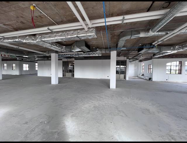 886M² OFFICE TO LET IN CENTURY CITY